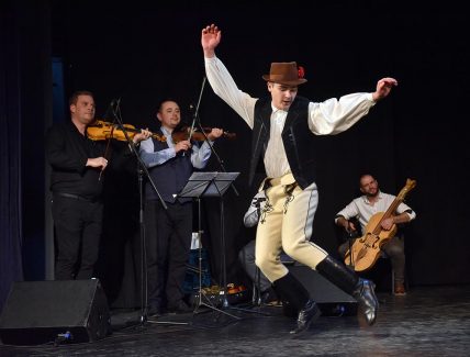 Bartakovics Béla Közösségi Ház