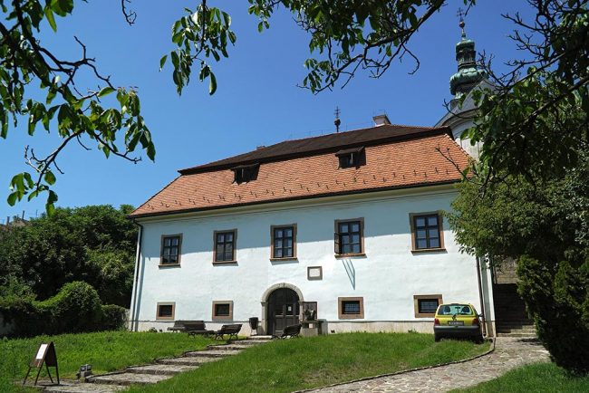 EKMK Vitkovics Alkotóház és Művésztelep